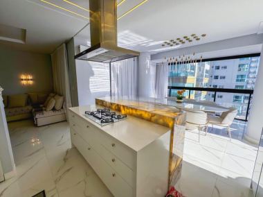 Apartamento 4 suítes para Venda no bairro Meia Praia em Itapema Apartamento 4 suítes para Venda no bairro Meia Praia em Itapema